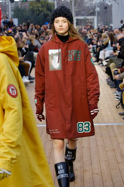 Look 61